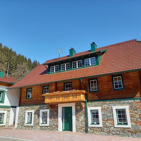 Landhaus Gruenjuwel Himmelberg Exterior foto