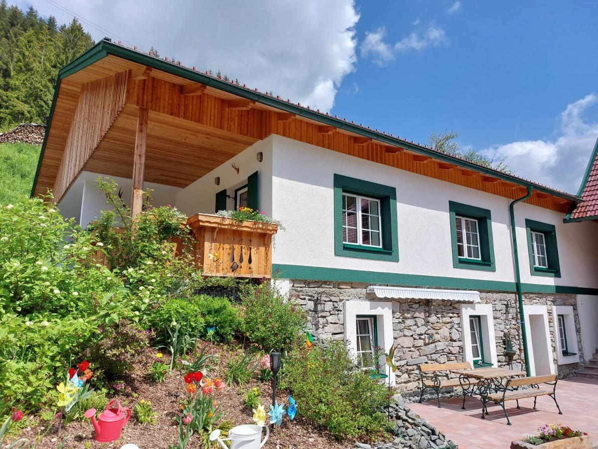 Landhaus Gruenjuwel Himmelberg Exterior foto