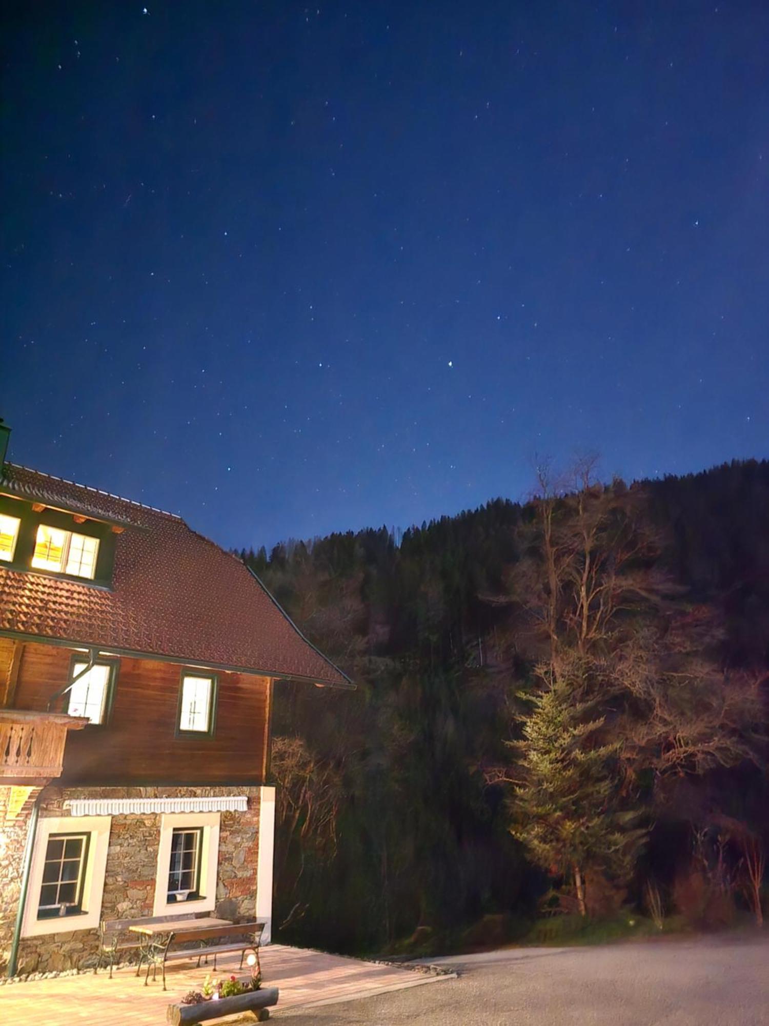 Landhaus Gruenjuwel Himmelberg Exterior foto
